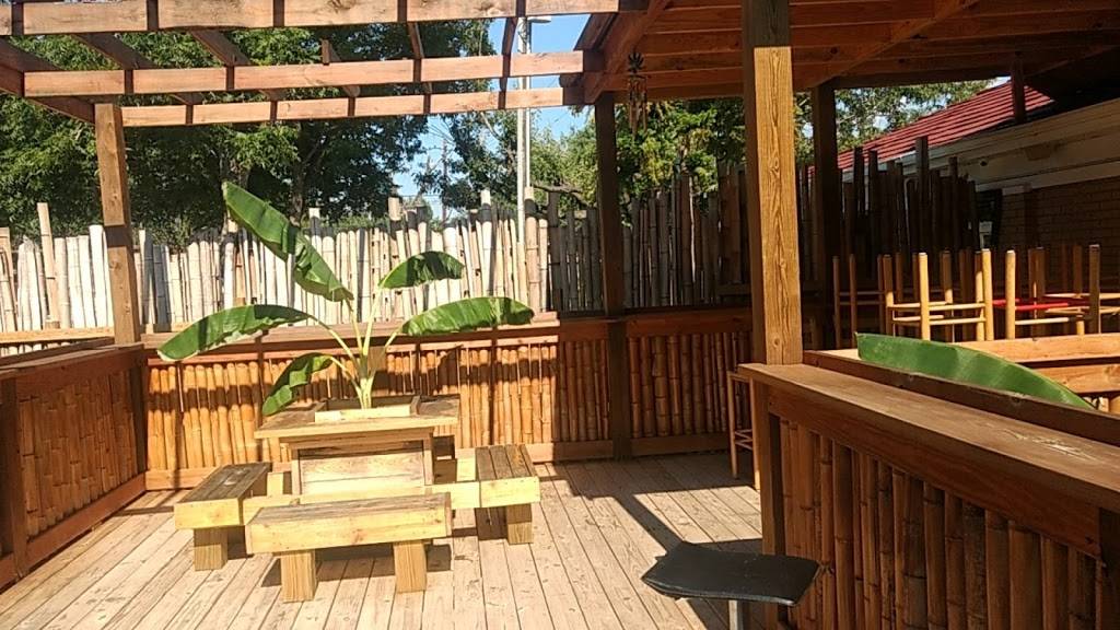 Rastas Hut The Carribean Escape Restaurant | restaurant | 512 S Main St, Marion, SC 29571, USA | 8434338496 OR +1 843-433-8496