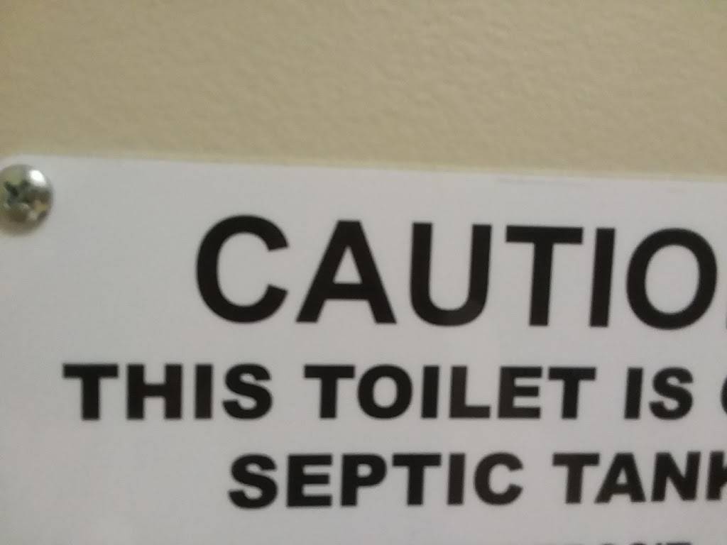 Foxs Pizza Den | restaurant | 2944 National Pike, Chalkhill, PA 15421, USA | 7244374992 OR +1 724-437-4992