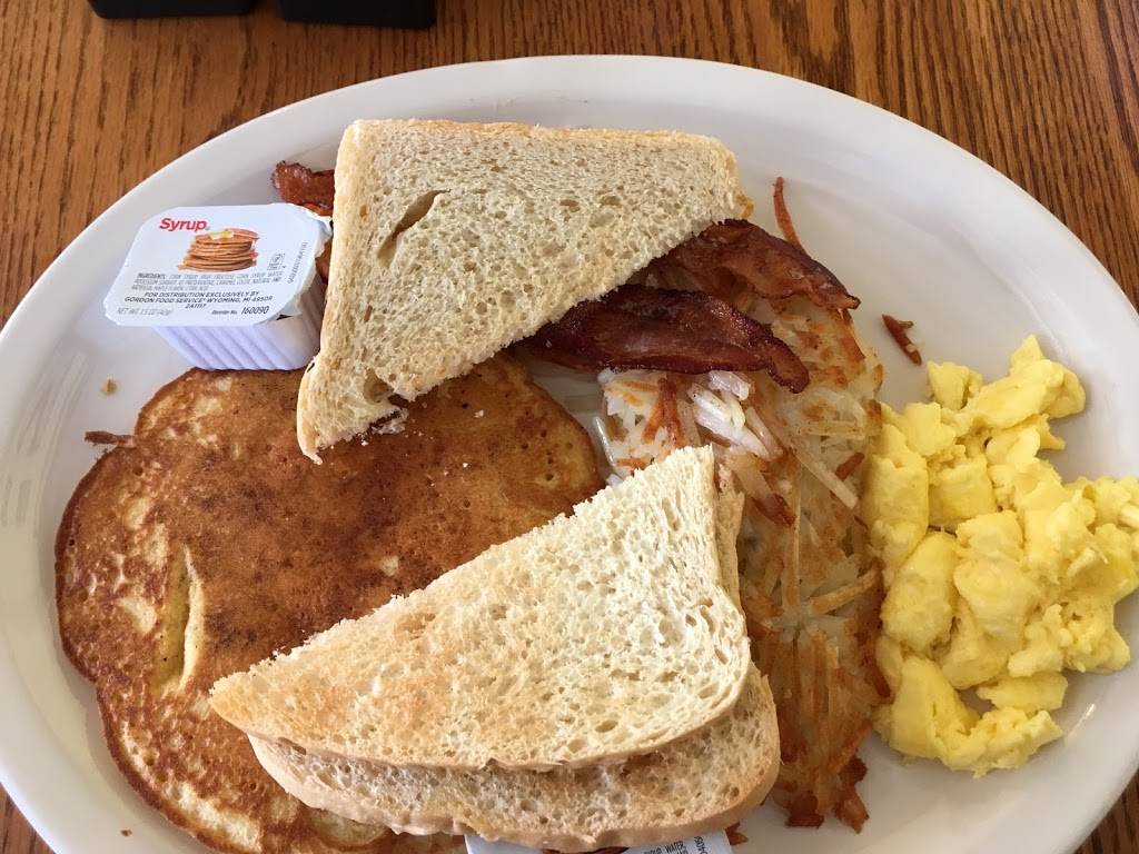 Nana’s Kitchen LLC | restaurant | 7501 OH-83, Holmesville, OH 44633, USA | 3304736035 OR +1 330-473-6035