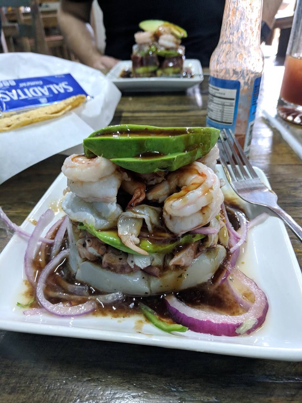 Mariscos La Vikinga | restaurant | Blvd. Benito Juárez 105-8, Hacienda Floresta del Mar, 22703 Rosarito, B.C., Mexico | 016611206627 OR +52 661 120 6627