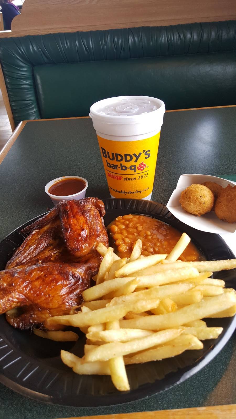 Buddys Bar-B-Q | restaurant | 8402 Kingston Pike, Knoxville, TN 37919, USA | 8656910088 OR +1 865-691-0088