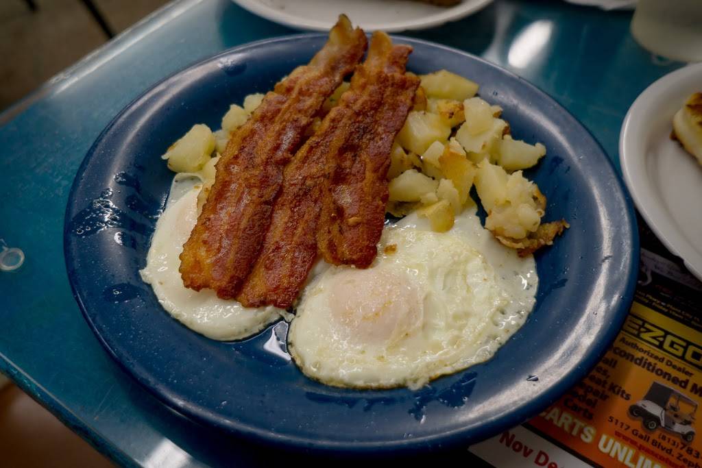 Annas Restaurant | restaurant | 3410 W Baker St, Plant City, FL 33563, USA | 8137546215 OR +1 813-754-6215