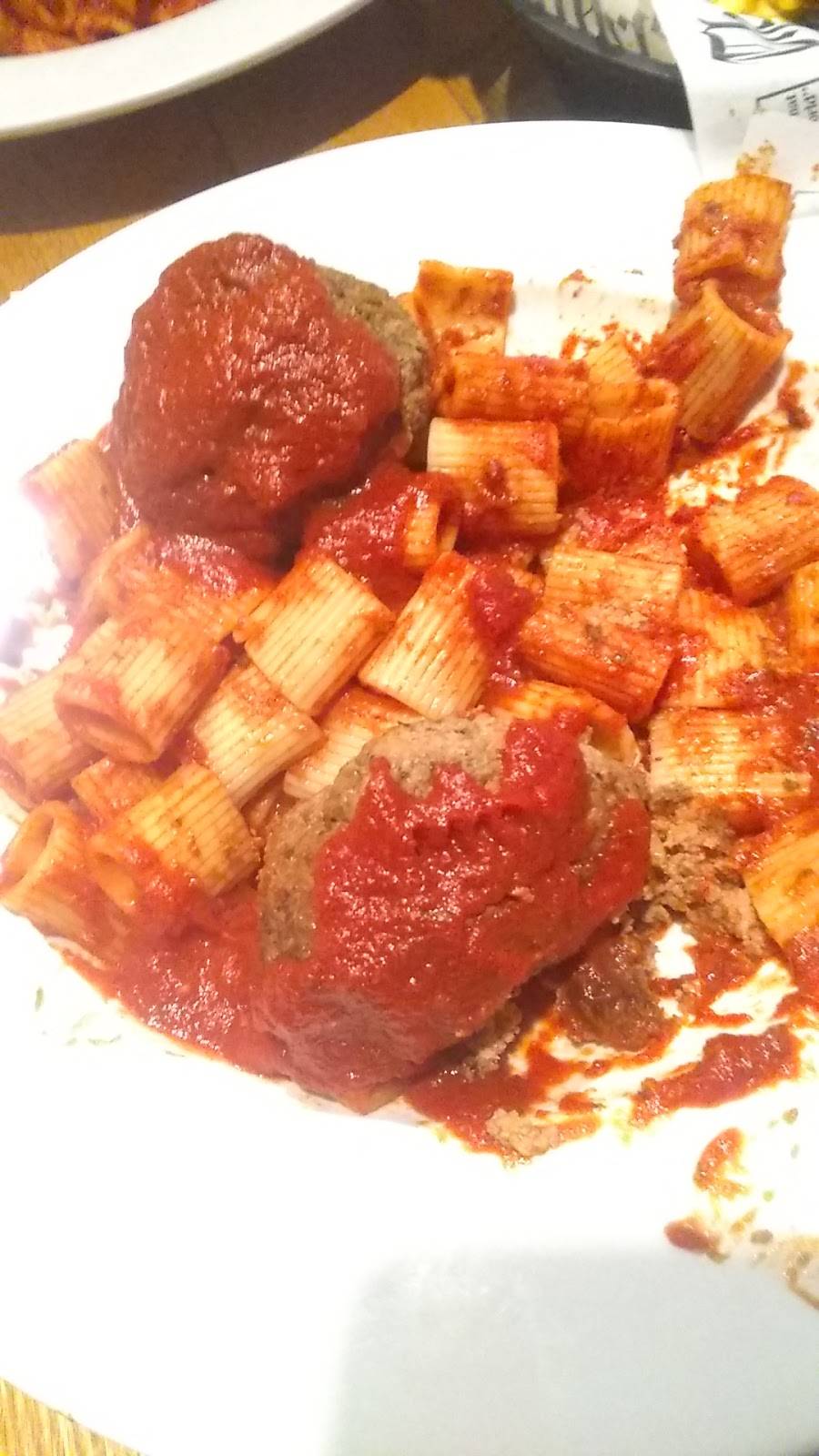 E.B. Gators Pub & Grill | restaurant | 1 Clyde Rd, Lyons, NY 14489, USA | 3156650001 OR +1 315-665-0001