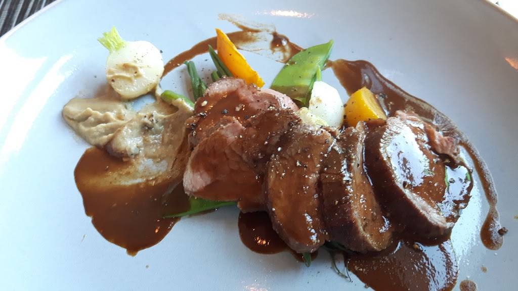 Table Du Chef | restaurant | 11 Rue Victoria, Sherbrooke, QC J1H 3H8, Canada | 8195622258 OR +1 819-562-2258