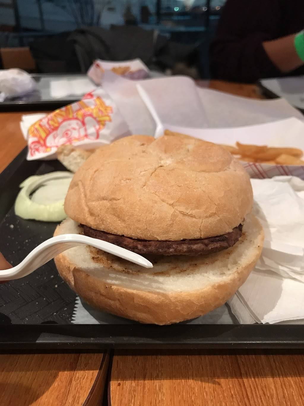 Billy Goat Tavern (Navy Pier) | restaurant | 700 E Grand Ave, Chicago, IL 60611, USA | 3126708789 OR +1 312-670-8789