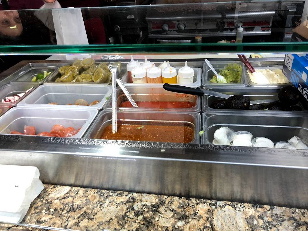 Las Cazuelas Detroit Location | restaurant | 4000 Livernois, Detroit, MI 48210, USA | 3133611100 OR +1 313-361-1100