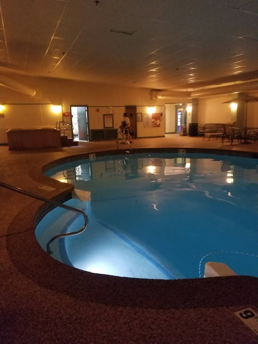 Steele Hill Resort | restaurant | 516 Steele Hill Rd, Sanbornton, NH 03259, USA | 8557067233 OR +1 855-706-7233