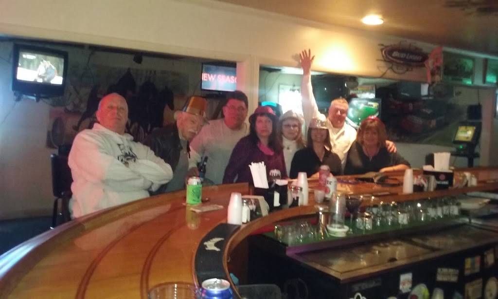 Finish Line Grill | restaurant | 1676 US-17, Little River, SC 29566, USA | 8432809744 OR +1 843-280-9744