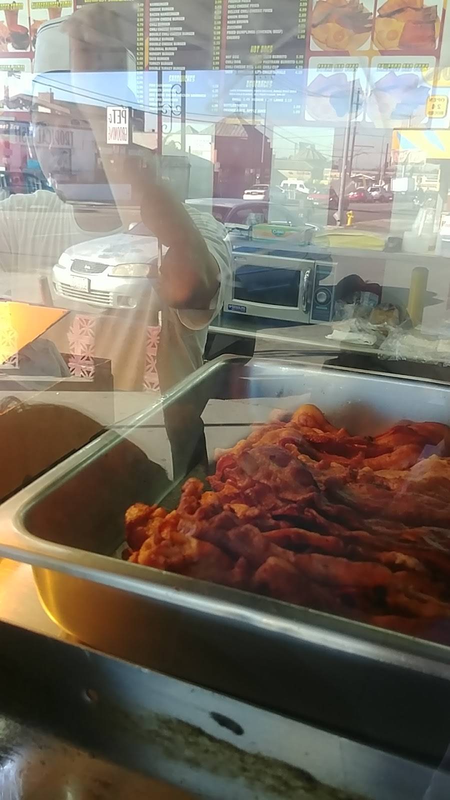 Hungry Harolds | restaurant | 3453 W Slauson Ave, Los Angeles, CA 90043, USA | 3232991817 OR +1 323-299-1817