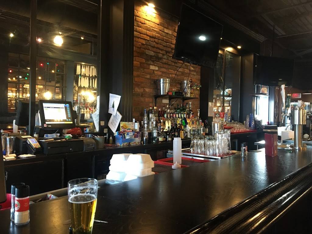 East Side Marios Sarnia | restaurant | 1337 London Rd, Sarnia, ON N7S 1P6, Canada | 5195427789 OR +1 519-542-7789