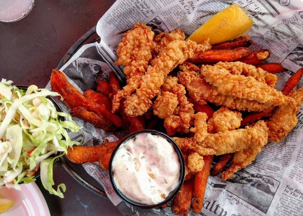 Michaels Harborside | restaurant | 1 Tournament Wharf, Newburyport, MA 01950, USA | 9784627785 OR +1 978-462-7785