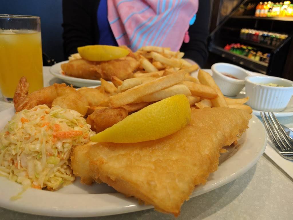 Viking Fish & Chips | restaurant | 826 The Queensway, Etobicoke, ON M8Z 1N5, Canada | 4162592051 OR +1 416-259-2051