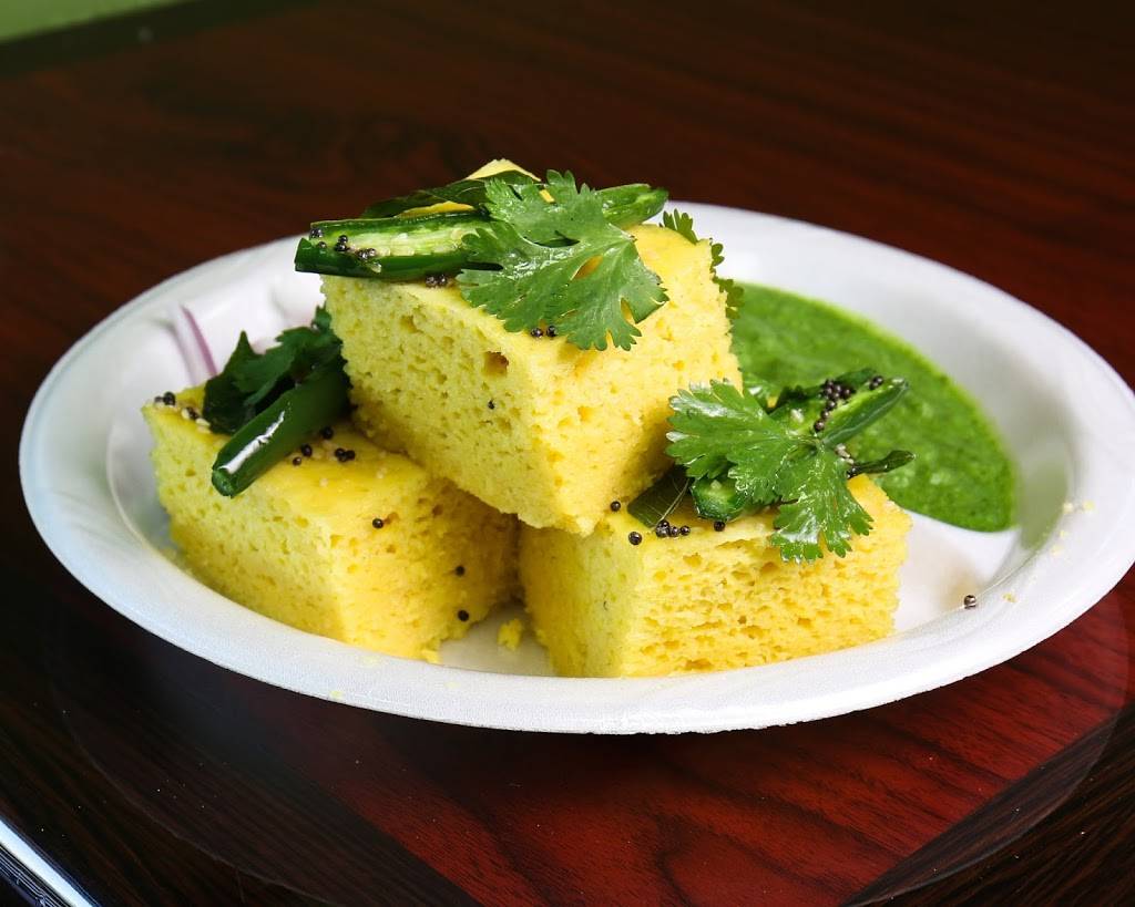 Ranis World Foods | restaurant | 16711 Hollister St, Houston, TX 77066, USA | 2814408080 OR +1 281-440-8080