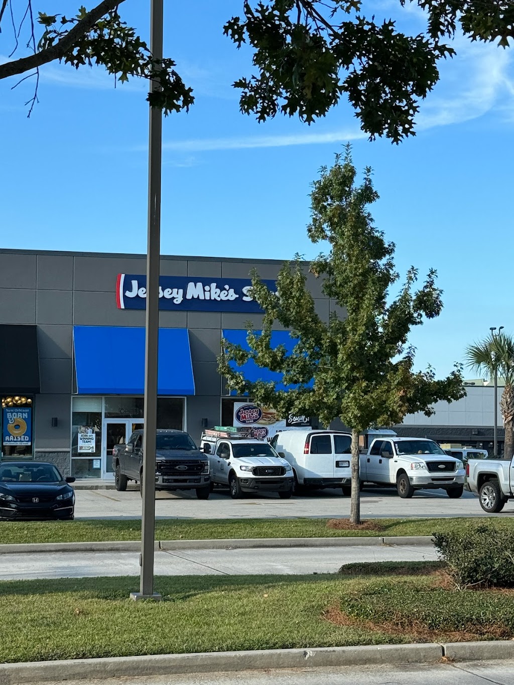 Jersey Mikes Subs | meal takeaway | 1126 S Clearview Pkwy Suite E, Elmwood, LA 70123, USA | 5042647826 OR +1 504-264-7826