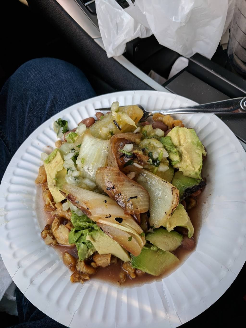 Leos Tacos Truck | restaurant | 15421 Parthenia St, North Hills, CA 91343, USA | 3233462001 OR +1 323-346-2001