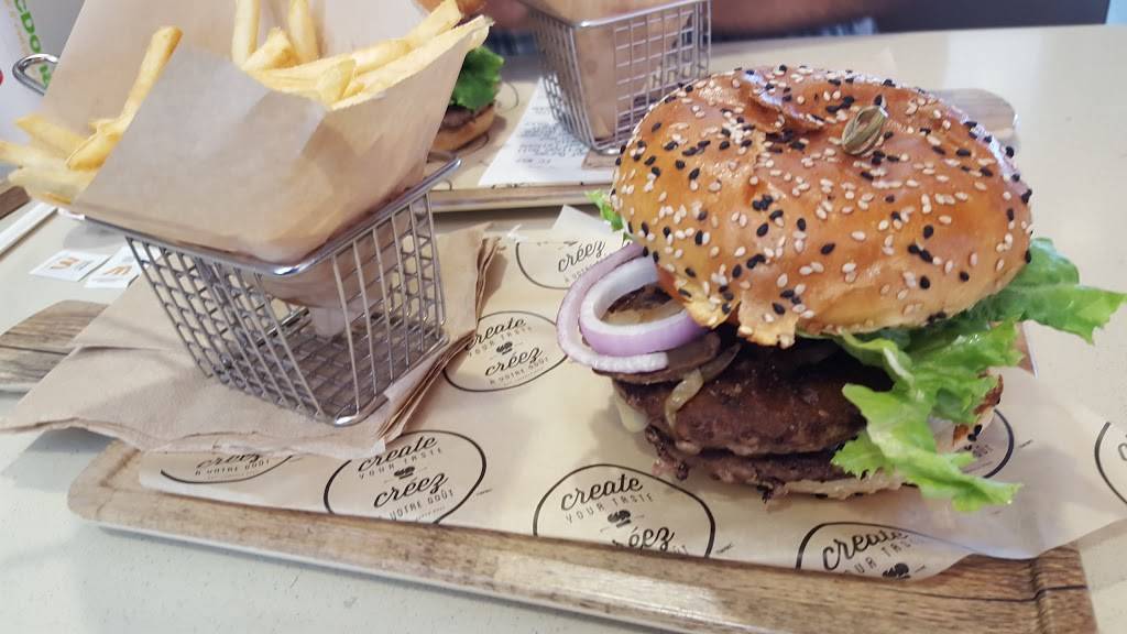 McDonalds | cafe | 3195 Howard Ave, Windsor, ON N8X 3Y9, Canada | 5199660131 OR +1 519-966-0131