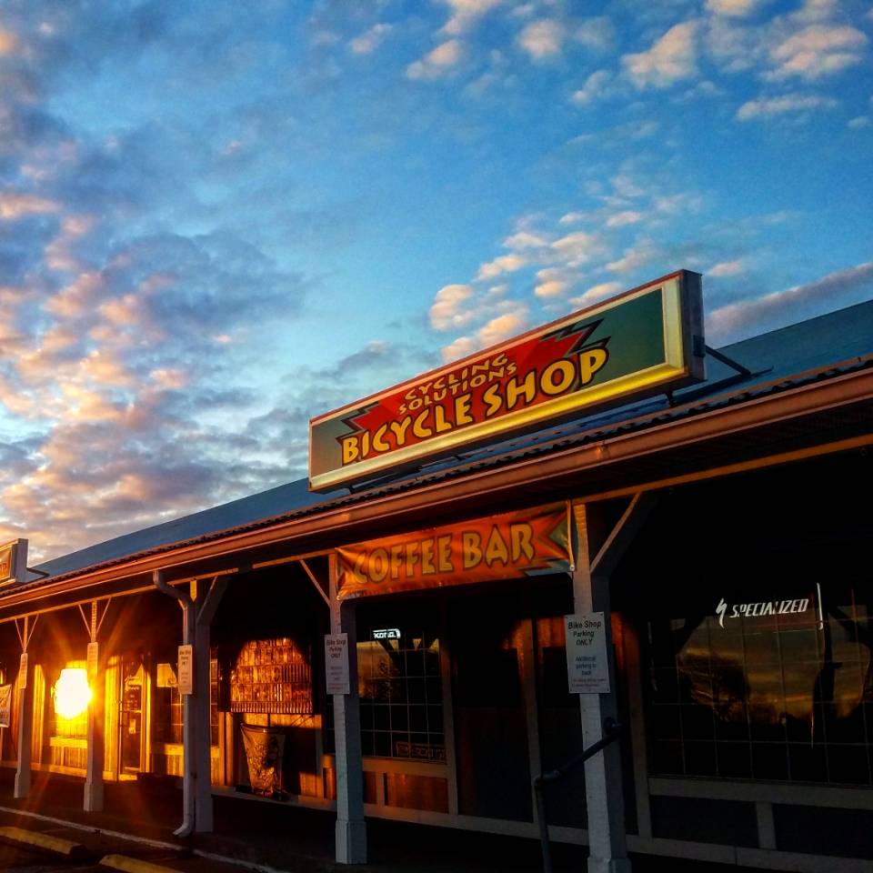 Cycling Solutions Bicycle Shop & La Forêt Café | cafe | 7766 Fruitwood Ln, Newburgh, IN 47630, USA | 8125182720 OR +1 812-518-2720