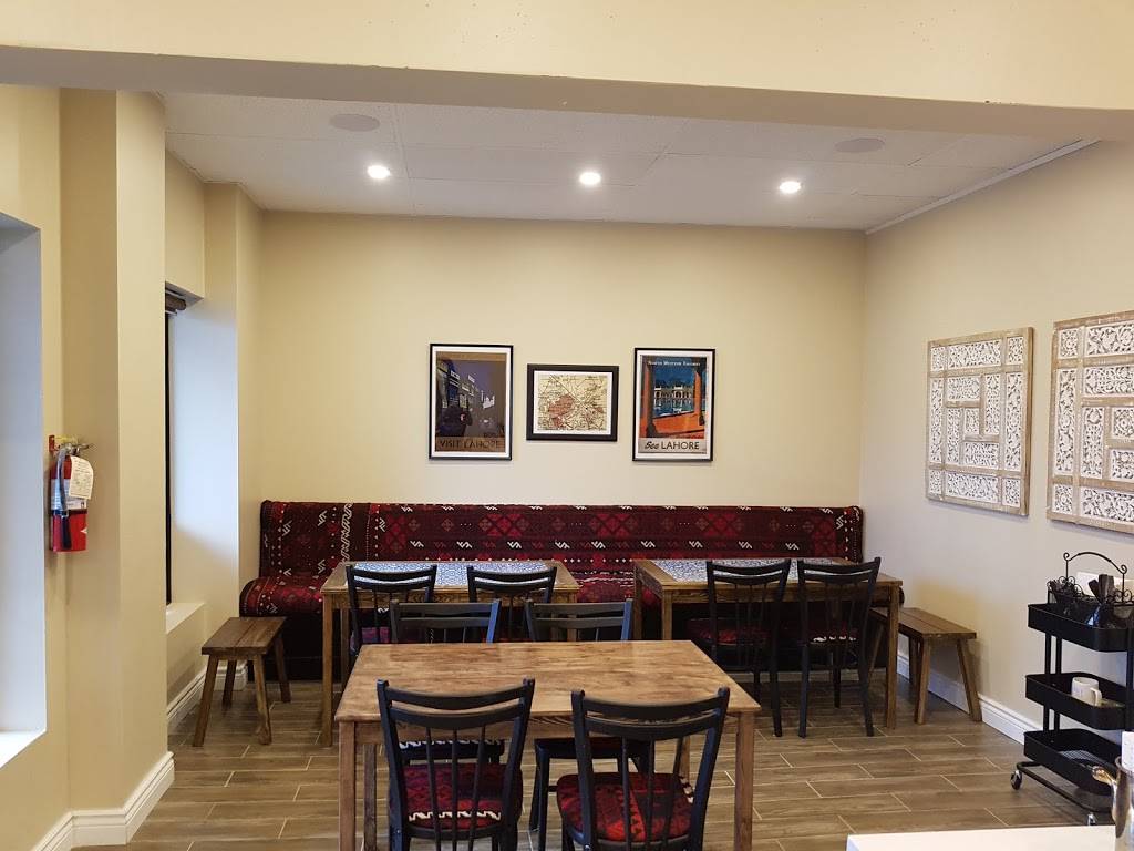 Pattay Khan | restaurant | 400 Dundas St E, Mississauga, ON L5A 1X5, Canada | 9052327576 OR +1 905-232-7576