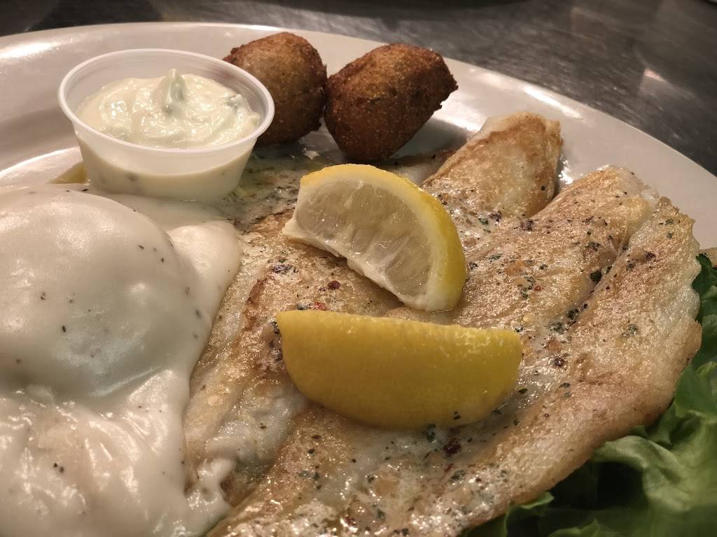 Richies Grill & Cafe | restaurant | 301 E Coke Rd, Winnsboro, TX 75494, USA | 9033426396 OR +1 903-342-6396