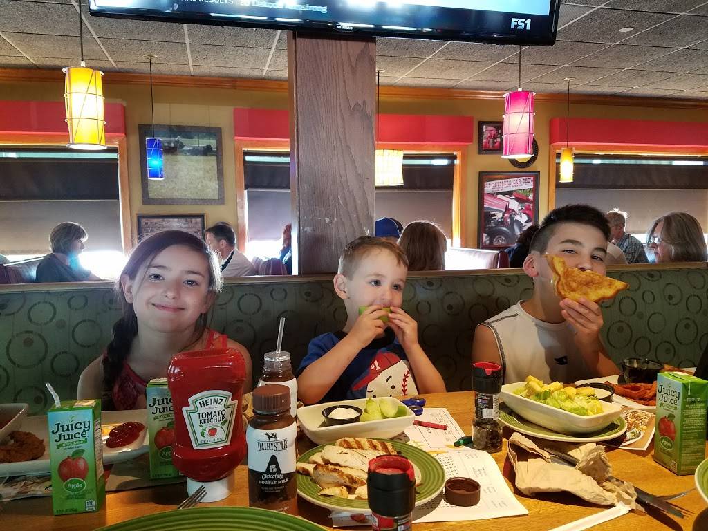 Applebees Grill + Bar | restaurant | 16110 W 135th St, Olathe, KS 66062, USA | 9137645533 OR +1 913-764-5533