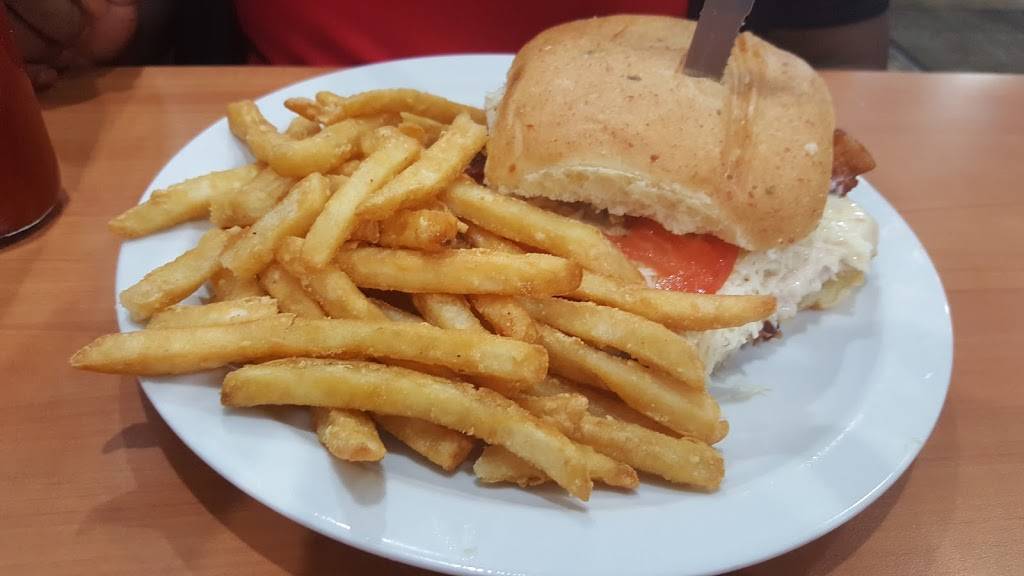 Clarkies Diner | restaurant | 13661 Calimesa Blvd, Yucaipa, CA 92399, USA | 9097953500 OR +1 909-795-3500