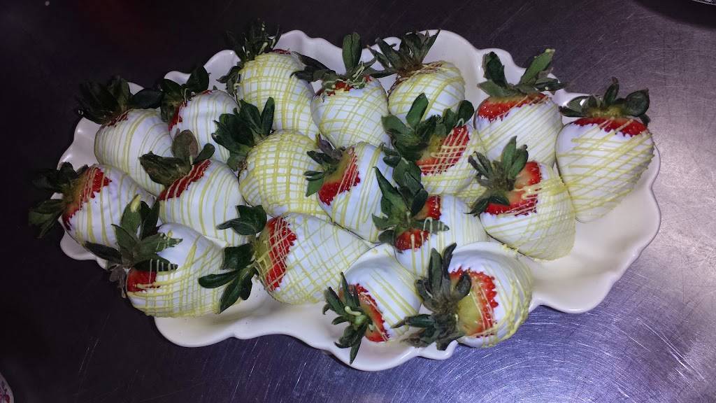 Franks Famous Kitchen and Catering | restaurant | 3315 N Verdugo Rd, Glendale, CA 91208, USA | 8182496100 OR +1 818-249-6100