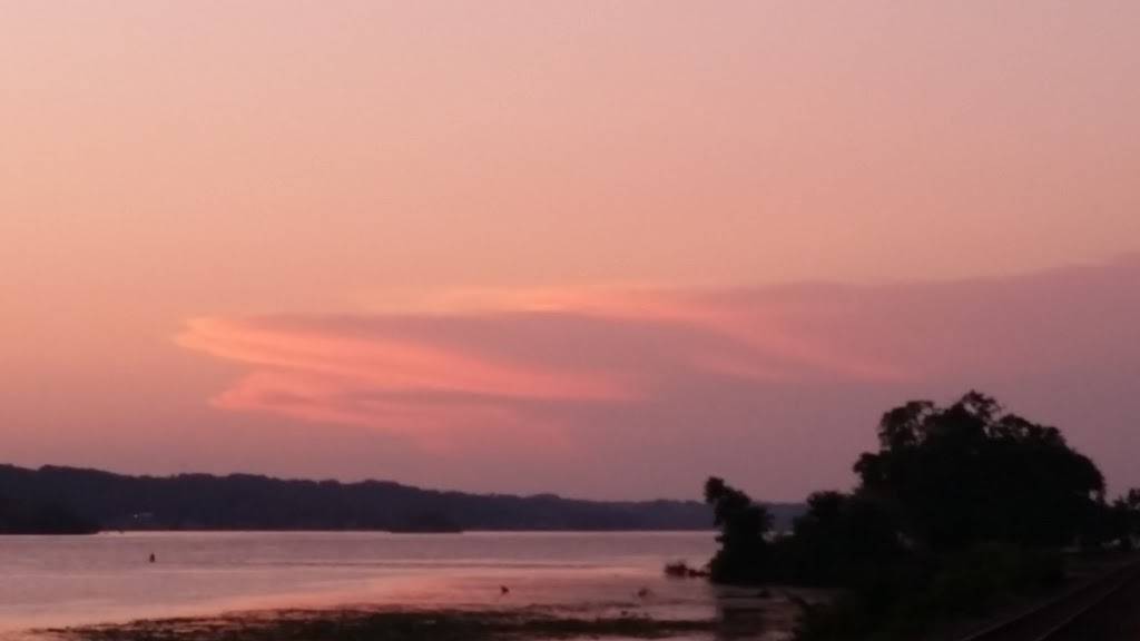 Riverbend Pizza Place | restaurant | 709 S High St, Port Byron, IL 61275, USA | 3095233324 OR +1 309-523-3324