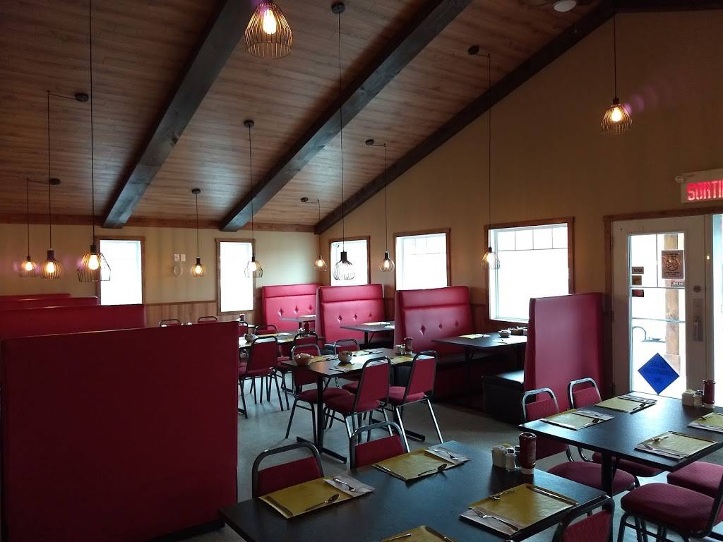 Restaurant des Sentiers | restaurant | 10 Avenue Saint-Patrick, Saint-Joseph-de-Coleraine, QC G0N 1B0, Canada | 4184231149 OR +1 418-423-1149