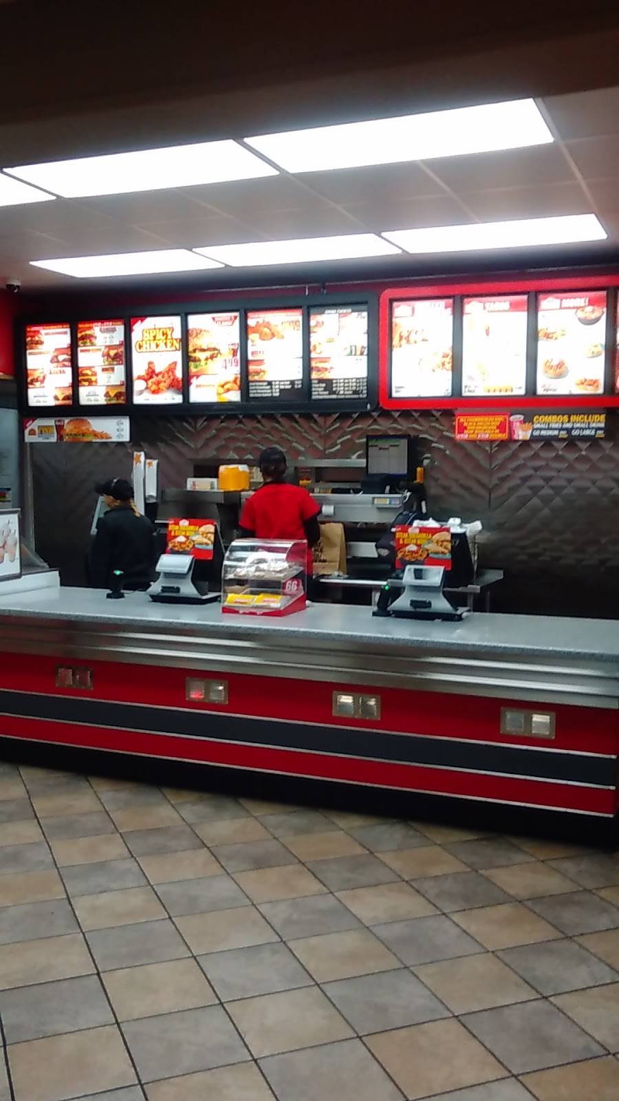 Hardees | restaurant | 4401 E 10th St, Indianapolis, IN 46201, USA | 3173594655 OR +1 317-359-4655