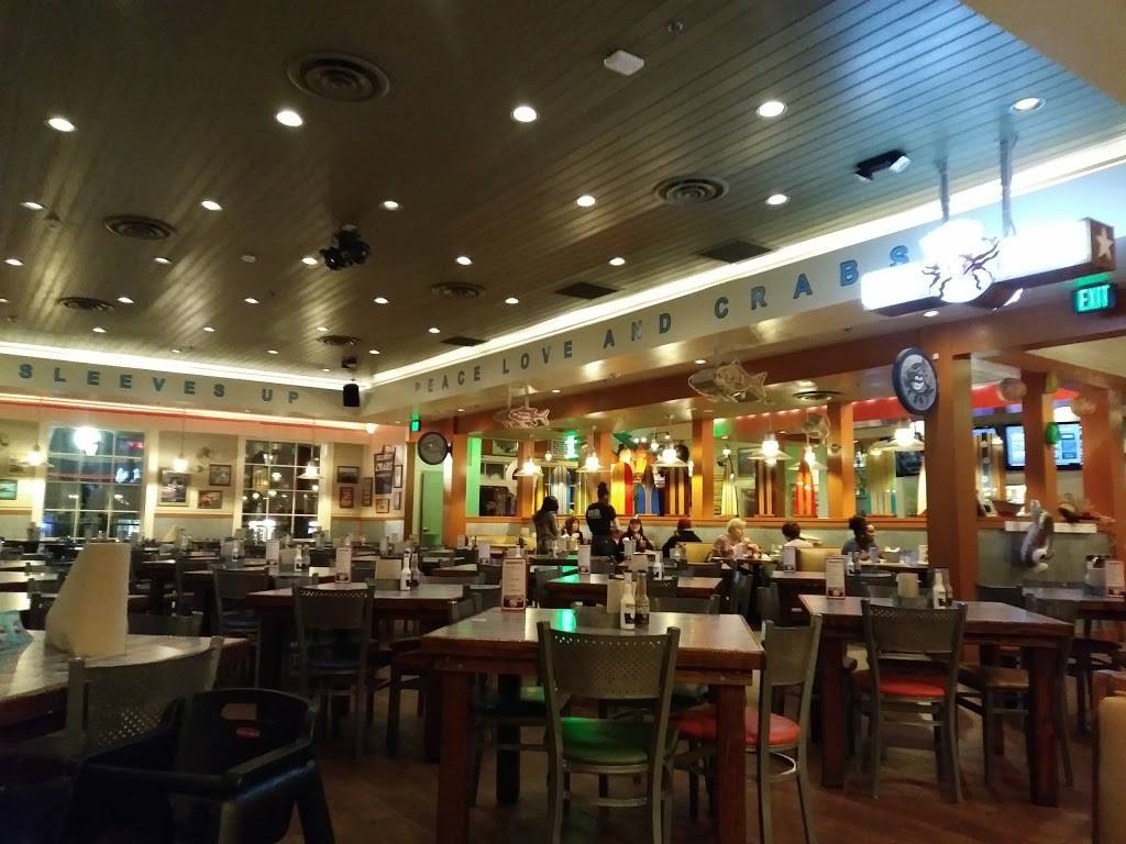 Joes Crab Shack | restaurant | 504 E River St, Savannah, GA 31401, USA | 9122321830 OR +1 912-232-1830