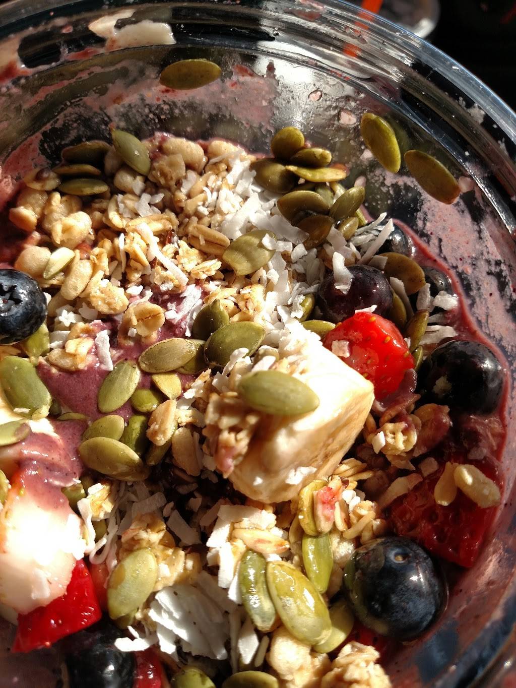 Jamba Juice South Salinas Plaza Shopping Center | restaurant | 1126 S Main St, Salinas, CA 93901, USA | 8317557777 OR +1 831-755-7777