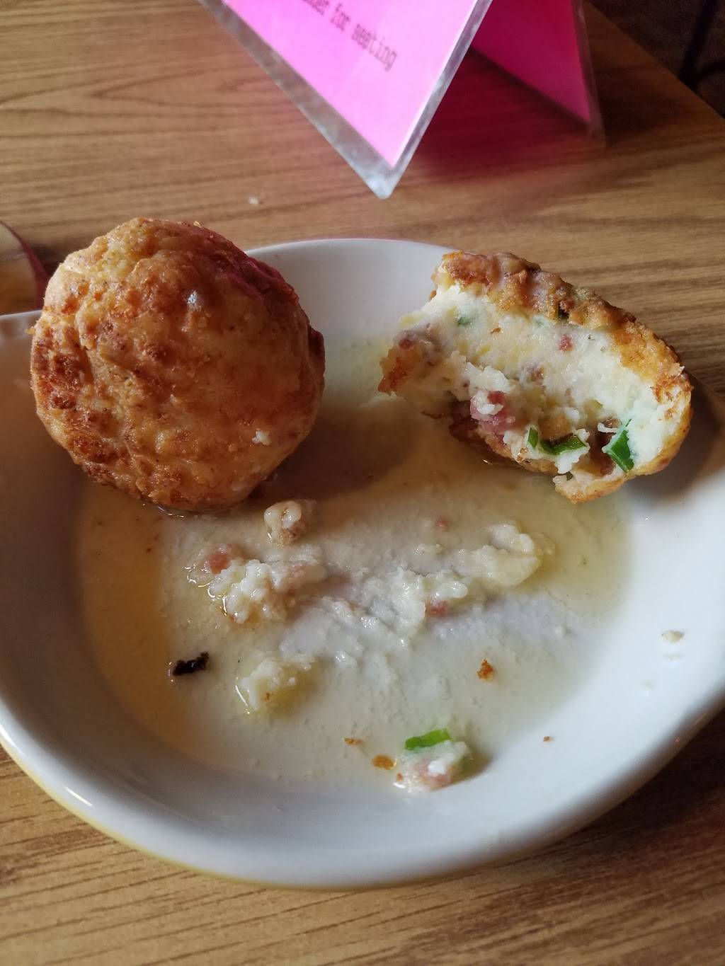 Heart Breakers | restaurant | 950 Forrest Ave, Antigo, WI 54409, USA | 7156272211 OR +1 715-627-2211