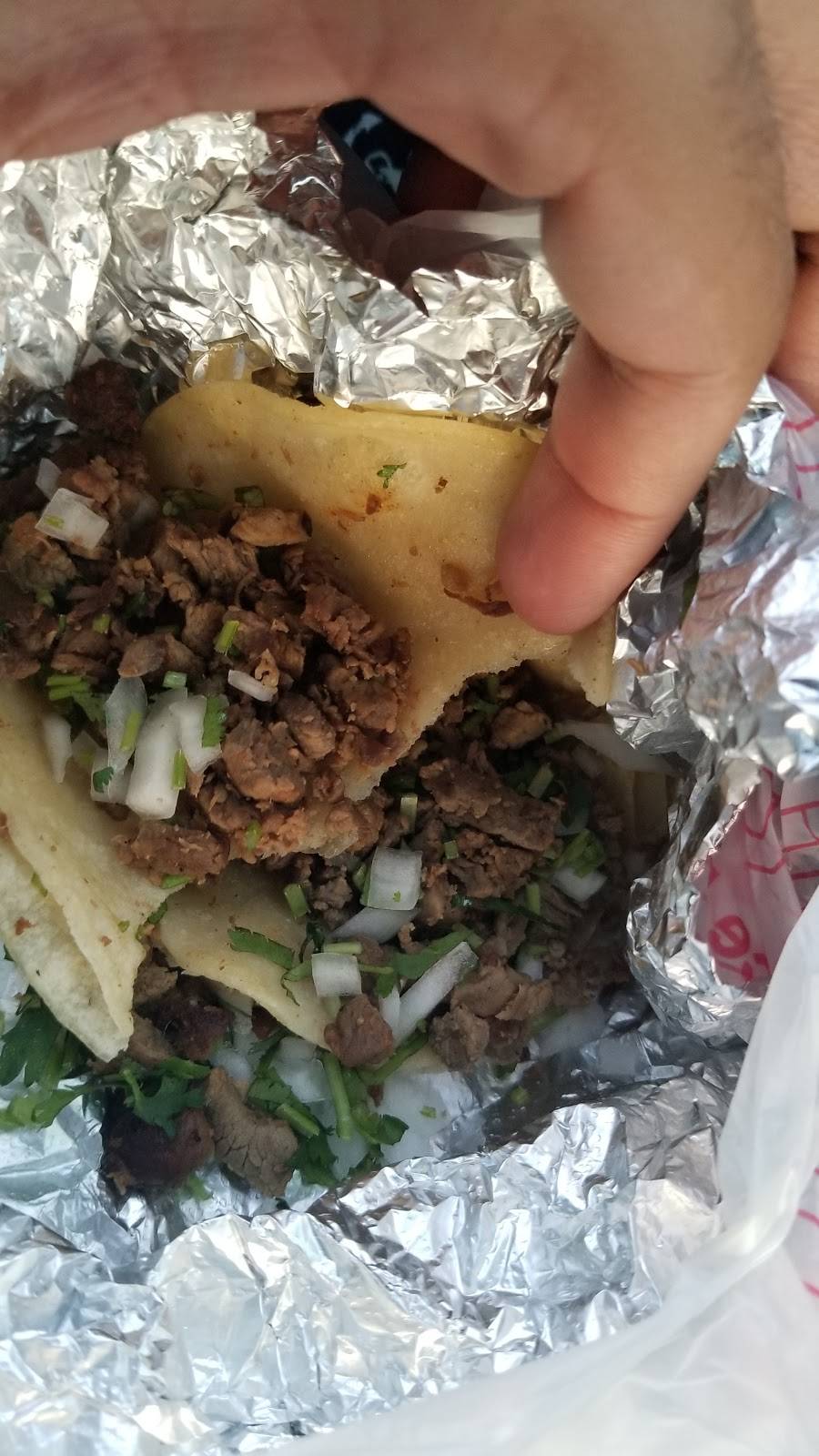 Taqueria El Jefe | restaurant | 2880 N Garey Ave C, Pomona, CA 91767, USA | 9095684731 OR +1 909-568-4731