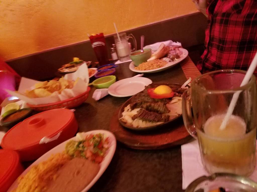 Los Panchitos Mexican Restaurant | restaurant | 1523 Normal Park Dr, Huntsville, TX 77340, USA | 9364351045 OR +1 936-435-1045