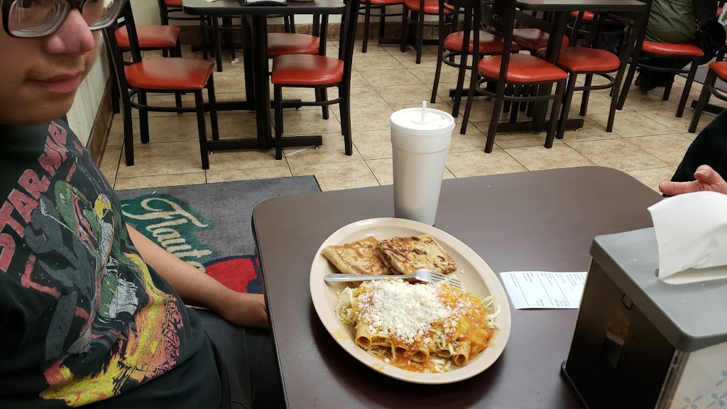 Flautas & Sopes | restaurant | 715 Cesar Chavez Blvd, Calexico, CA 92231, USA | 7603570655 OR +1 760-357-0655