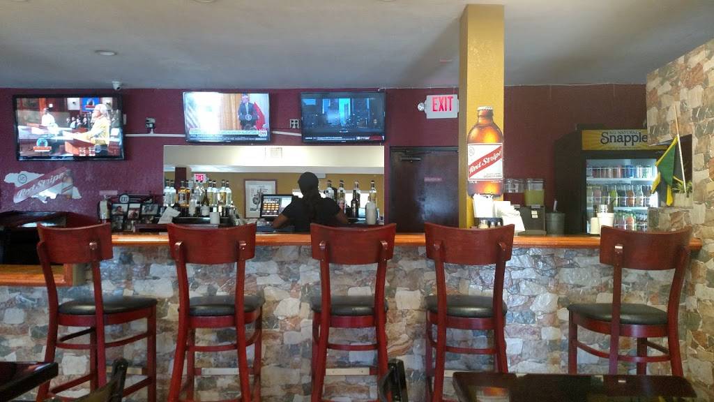 Clives Cafe | cafe | 5890 NW 2nd Ave, Miami, FL 33127, USA | 3057576512 OR +1 305-757-6512