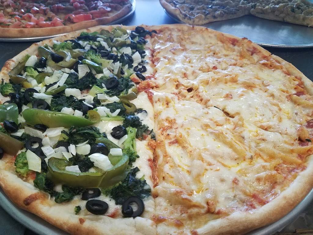 La Bella Pizza | restaurant | 1499 Forest Ave, Staten Island, NY 10302, USA | 7189815508 OR +1 718-981-5508