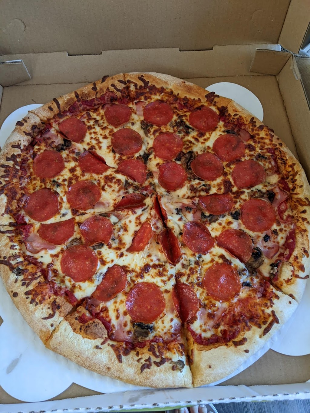 Outback Pizza | restaurant | 1170 W Main St, Quartzsite, AZ 85346, USA | 9289274992 OR +1 928-927-4992