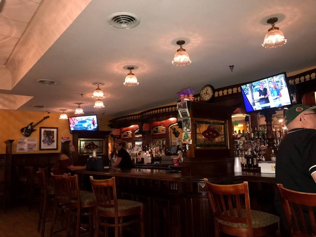 Carraig Pub at Chicago Gaelic Park | restaurant | 6119 147th St, Oak Forest, IL 60452, USA | 7086879323 OR +1 708-687-9323