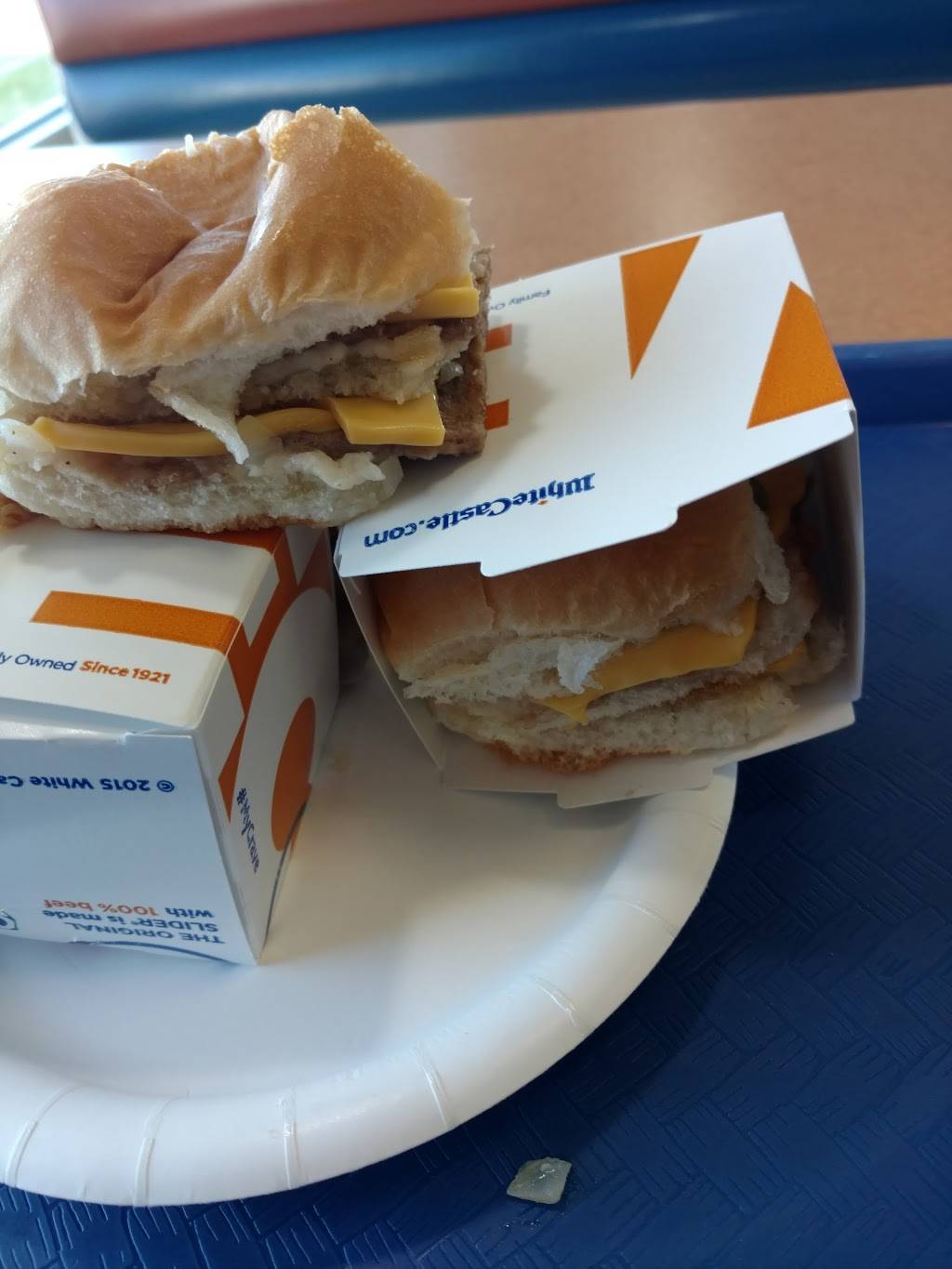 White Castle | restaurant | 1789 Bowles Ave, Fenton, MO 63026, USA | 6363051489 OR +1 636-305-1489