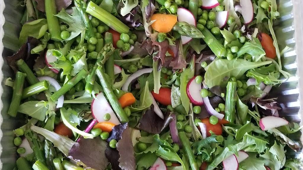 Chopping It Up | restaurant | Sheridan Rd, Highwood, IL 60040, USA | 8479620721 OR +1 847-962-0721