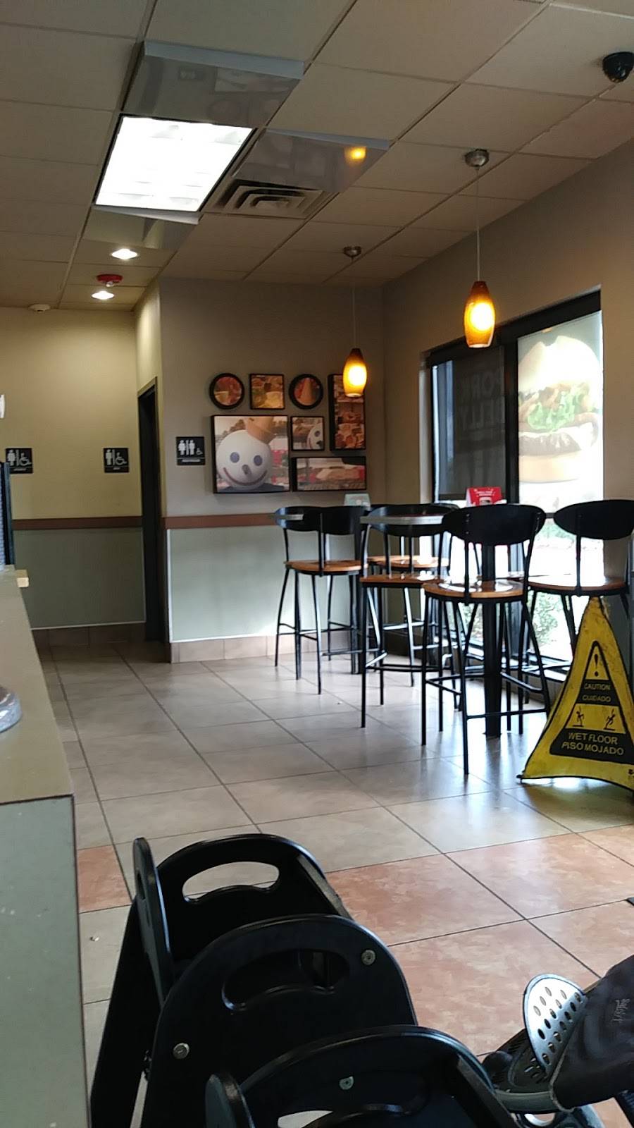 Jack in the Box | restaurant | 1550 I-10, Beaumont, TX 77703, USA | 4098131641 OR +1 409-813-1641