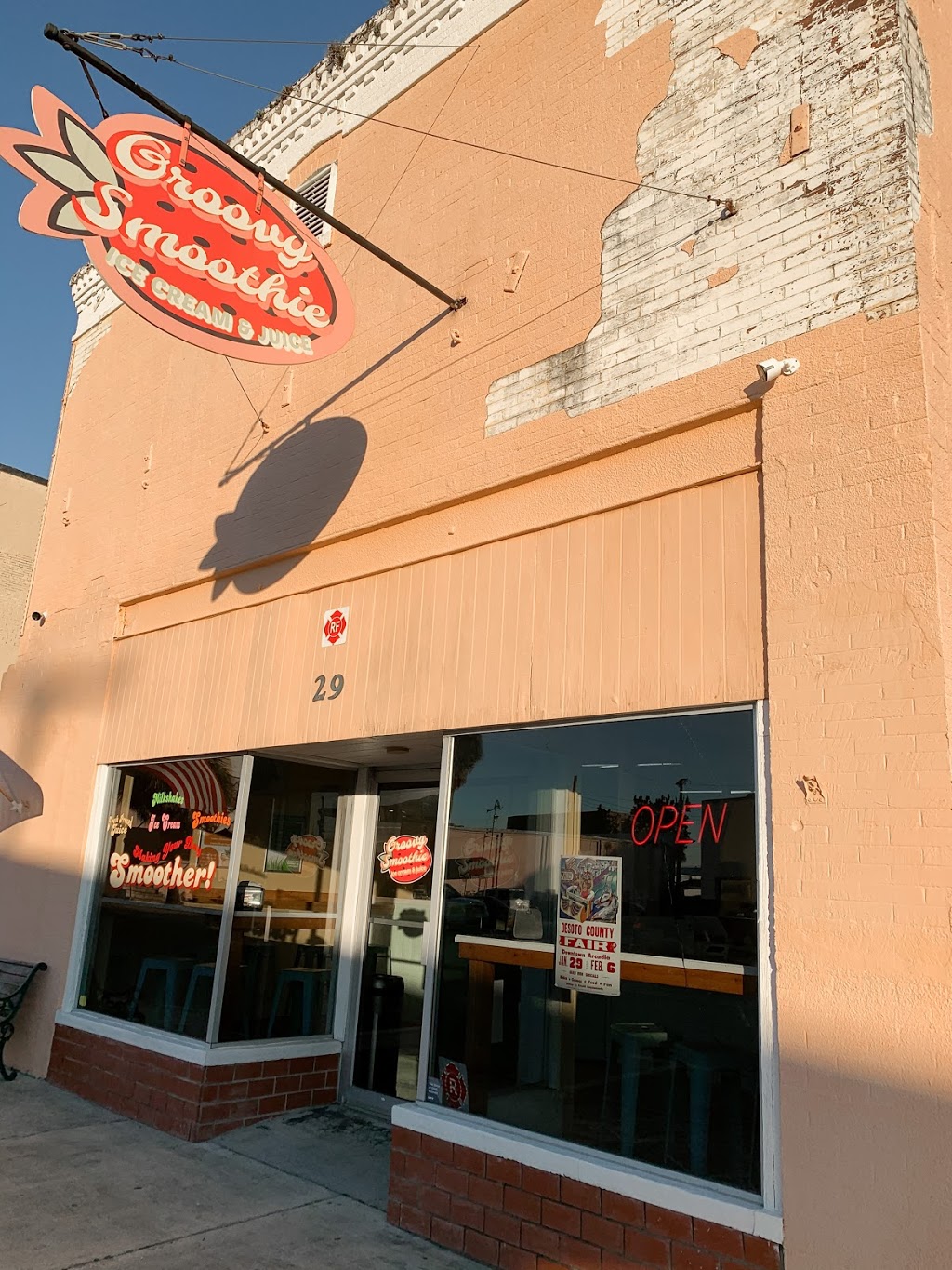 Groovy Smoothie | restaurant | 29 Polk Ave, Arcadia, FL 34266, USA | 8634919979 OR +1 863-491-9979