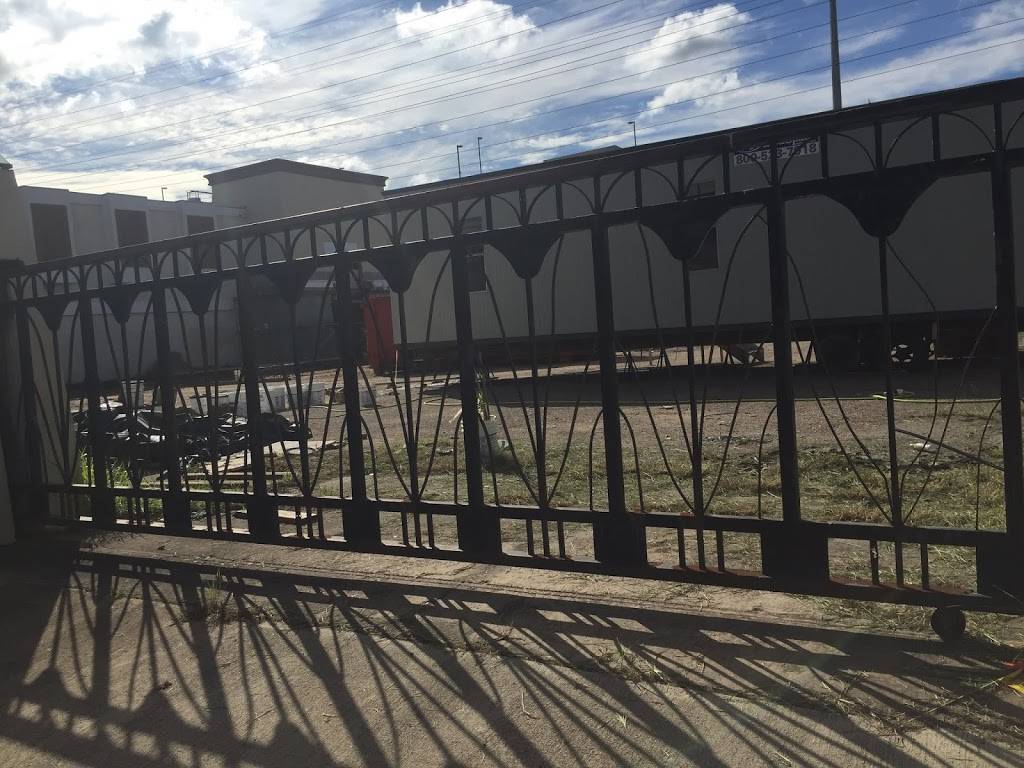 Magic Island | restaurant | 2215 Southwest Fwy, Houston, TX 77098, USA | 7135262442 OR +1 713-526-2442