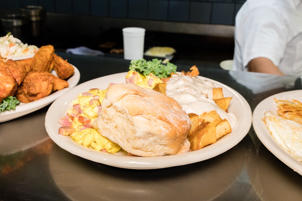 The Apple Peddler Restaurant | restaurant | 308 US-101, Crescent City, CA 95531, USA | 7074645630 OR +1 707-464-5630