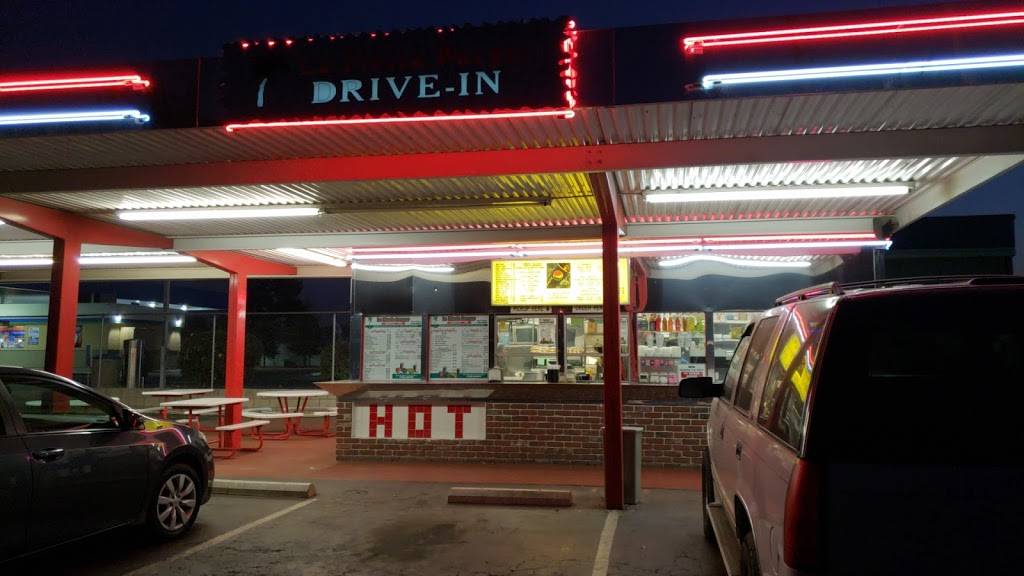 La Fiesta Burger | restaurant | 2839 E Noble Ave, Visalia, CA 93292, USA | 5597388995 OR +1 559-738-8995