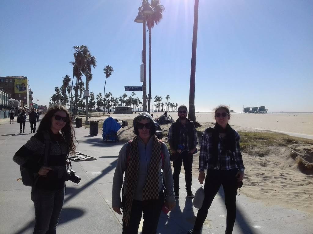 Reys Pizza | restaurant | 1019 Ocean Front Walk, Venice, CA 90291, USA | 3103994809 OR +1 310-399-4809