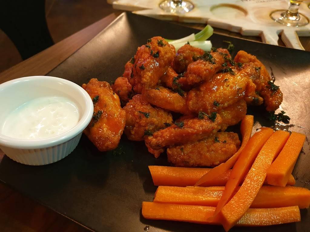 Náufrago Cervecería | restaurant | Carretera Ensenada-Tijuana #3936, Zona Playitas, 22860 Ensenada, B.C., Mexico | 016469777599 OR +52 646 977 7599