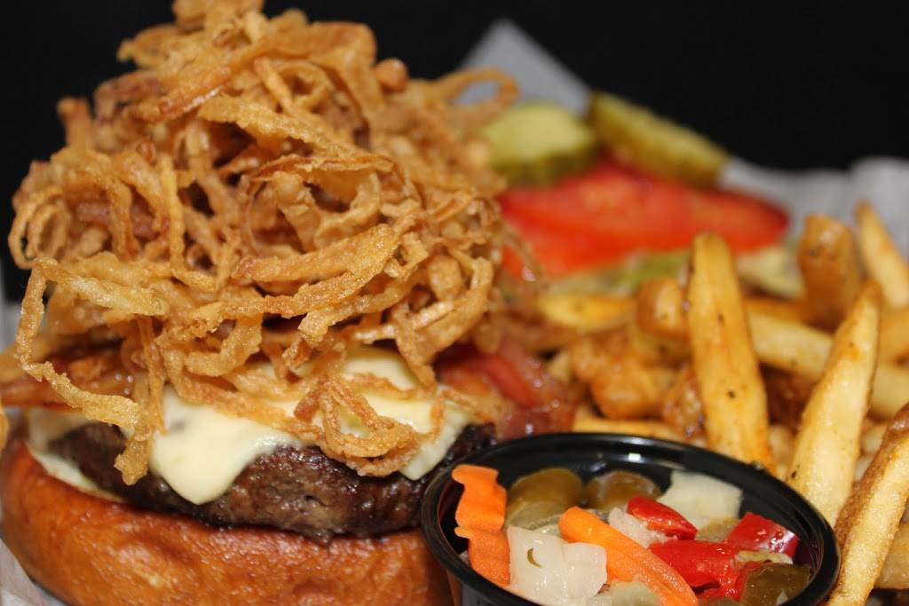 Rocks Northcenter | restaurant | 4138 N Lincoln Ave, Chicago, IL 60618, USA | 7738571793 OR +1 773-857-1793