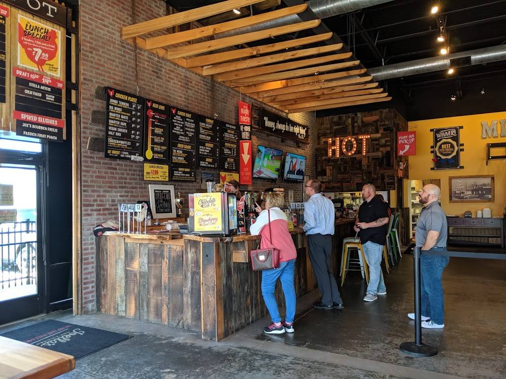 Joellas Hot Chicken Middletown | restaurant | 13401 Shelbyville Rd #101, Louisville, KY 40223, USA | 5022541111 OR +1 502-254-1111